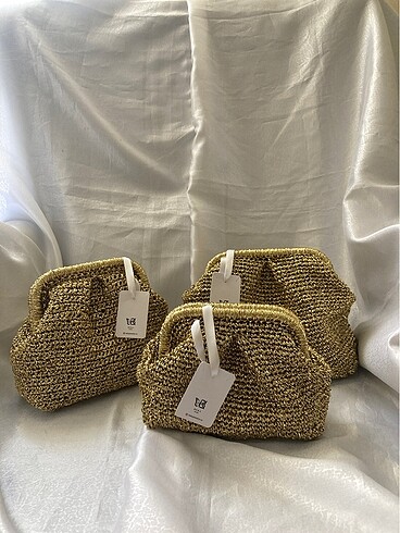 Gümüş Clutch