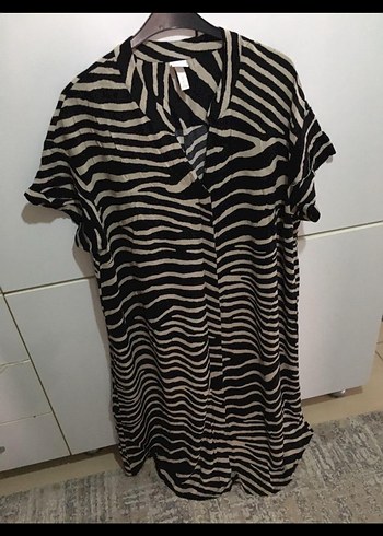 Kısa Kollu Zebra Desenli Kadın Tunik
