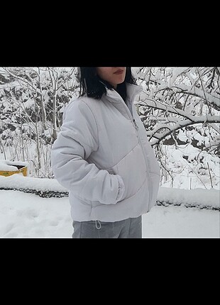 Beyaz mont