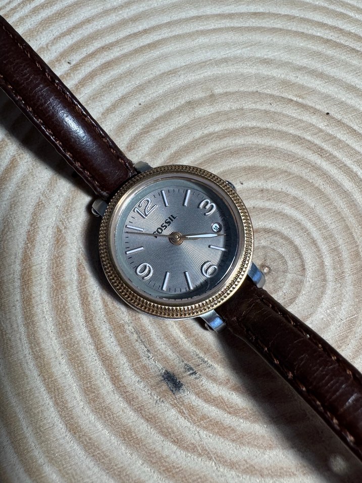 Klasik Fossil Kadın Kol Saati - Görsel 4