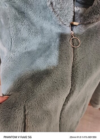 Zara Astarlı peluş mont