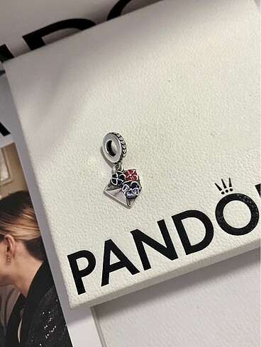 Pandora Pandora Menekşe Zarf Charm