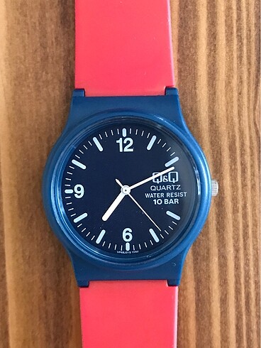Q&Q unisex kadın erkek kol saati