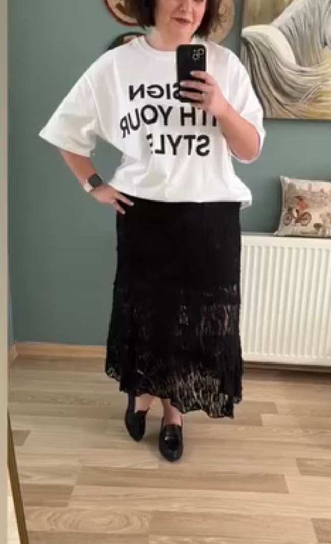 Dantel Detaylı Siyah Midi etek - Görsel 4