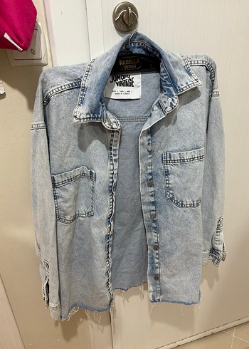 Oversize kalıp yıkamalı Denim gömlek - Görsel 3