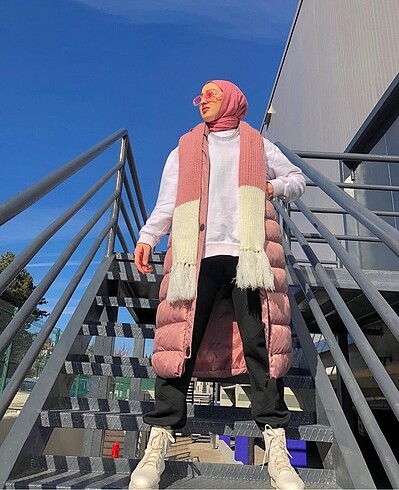 Pembe Puf Yelek