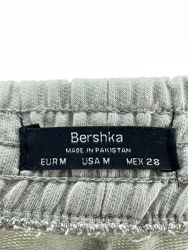m Beden çeşitli Renk Bershka Eşofman Altı %70 İndirimli.
