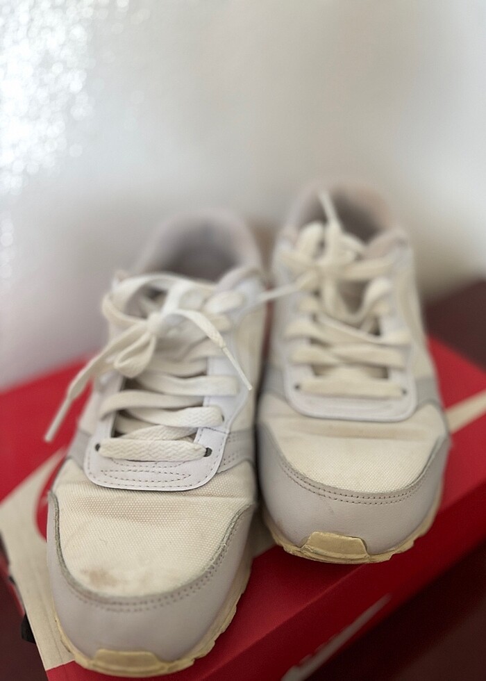 Nike spor ayakkabı - Görsel 2