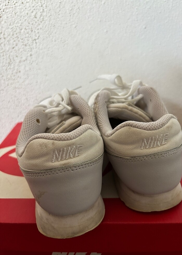 Nike spor ayakkabı - Görsel 4