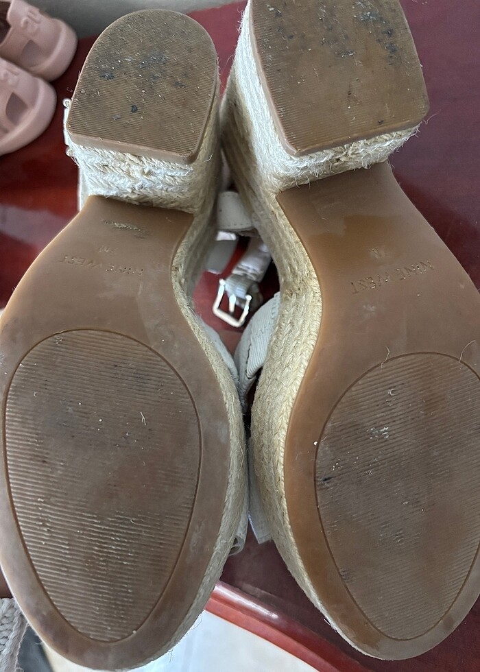 Topuklu sandalet - Görsel 4