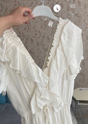 36 Beden beyaz Renk Krem Midi Straplez Elbise