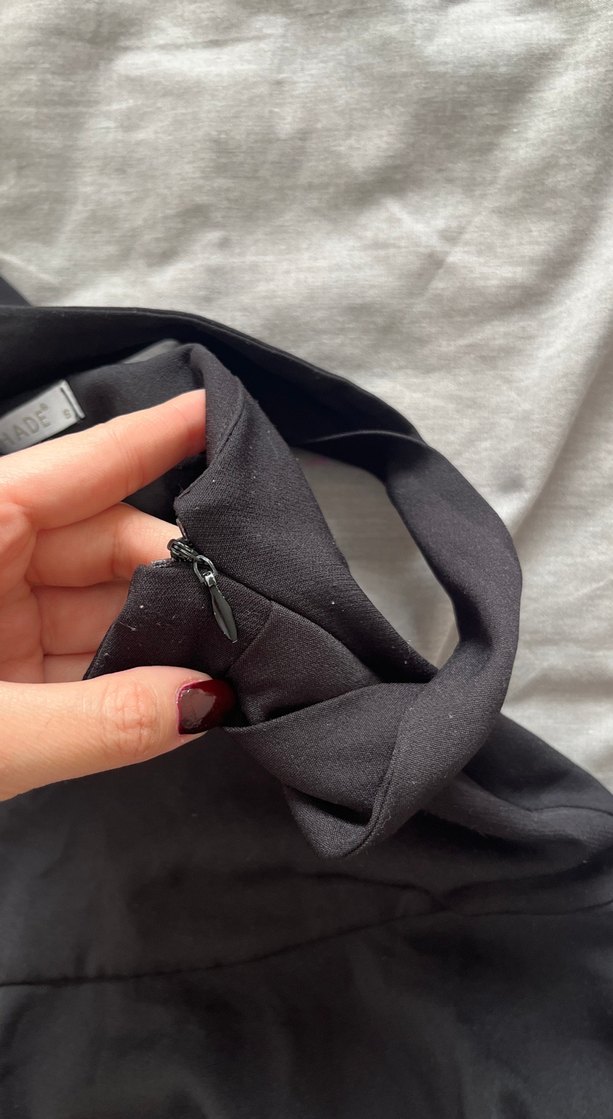 Siyah Fırfırlı mini etek - Görsel 2