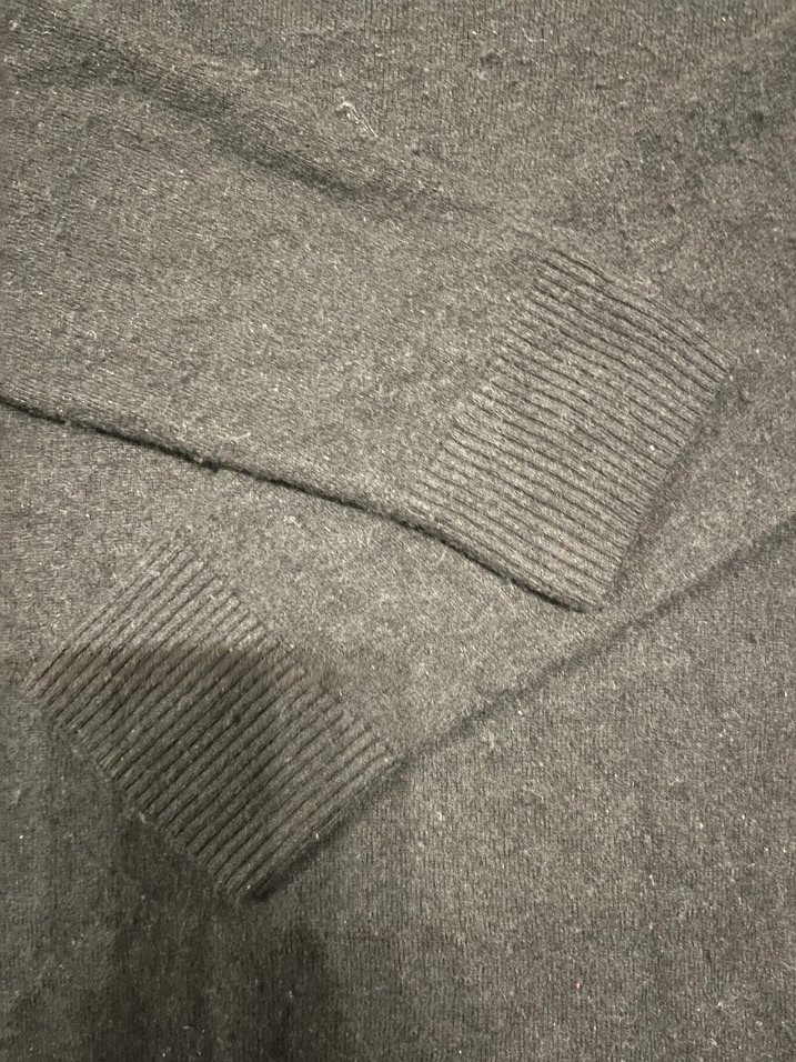 Guess siyah kazak - Görsel 5