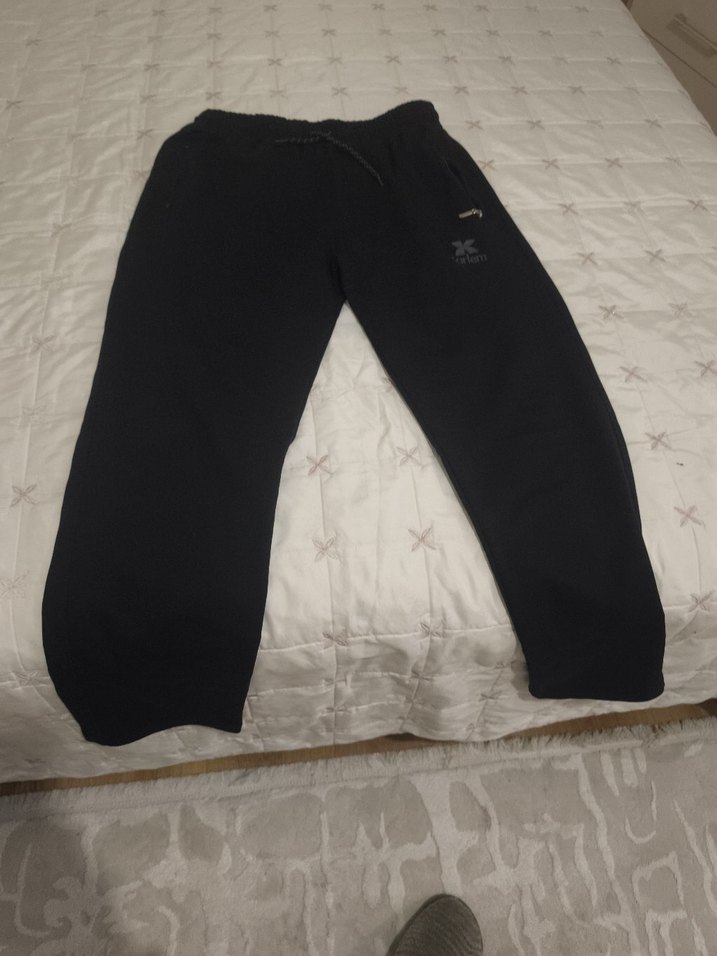 Siyah Fermuarlı Rahat Kesim erkek eşofman bir kere giyildi - Görsel 2