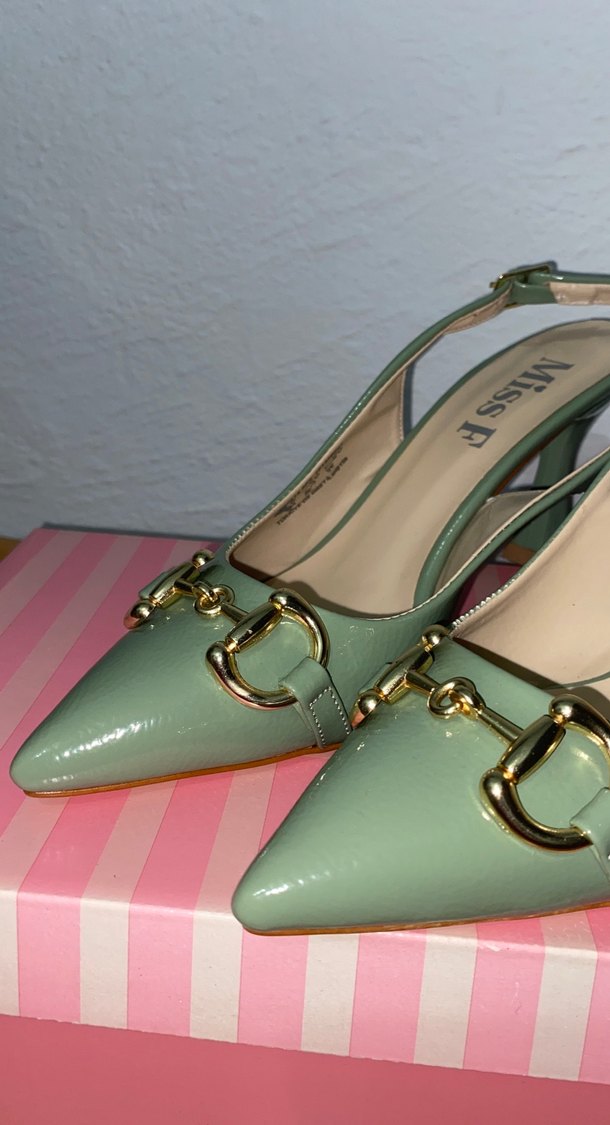 Yeşil Deri Tokalı Blok Topuklu Kadın Ayakkabı - Görsel 3