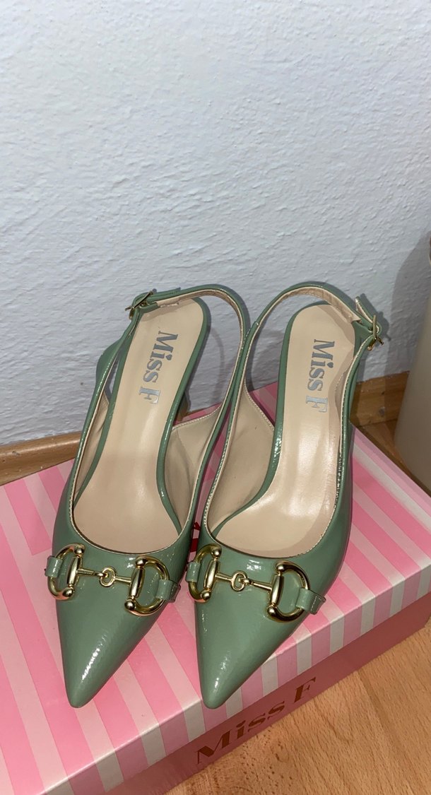 Yeşil Deri Tokalı Blok Topuklu Kadın Ayakkabı - Görsel 2