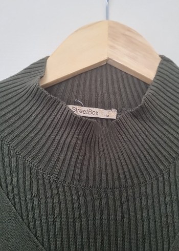 Kadın yeşil V Yaka Triko Kazak - Görsel 2