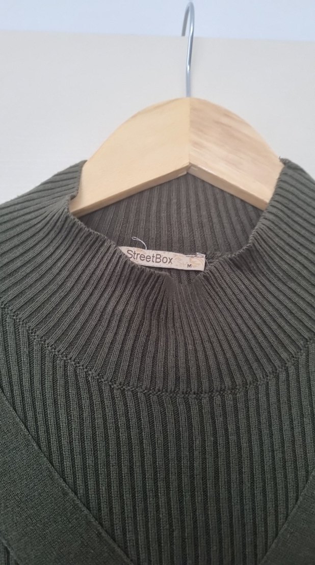 Kadın yeşil V Yaka Triko Kazak - Görsel 2