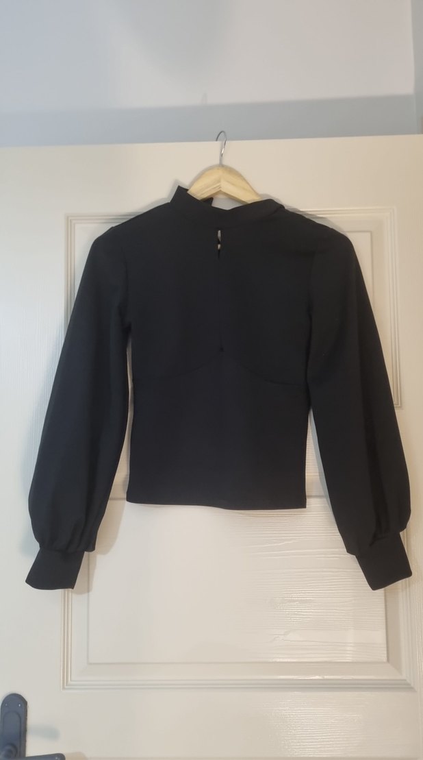 Siyah Krep Balon Kollu Bluz - Görsel 2