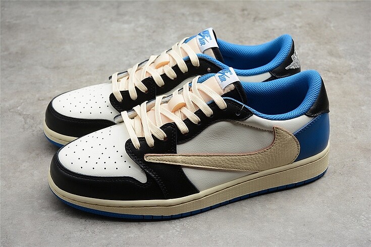 Nike Air Jordan 1 Low OG SP Fragment Design x Travis Scott