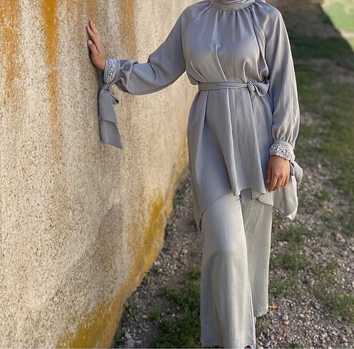Melike Tatar taşlı takım