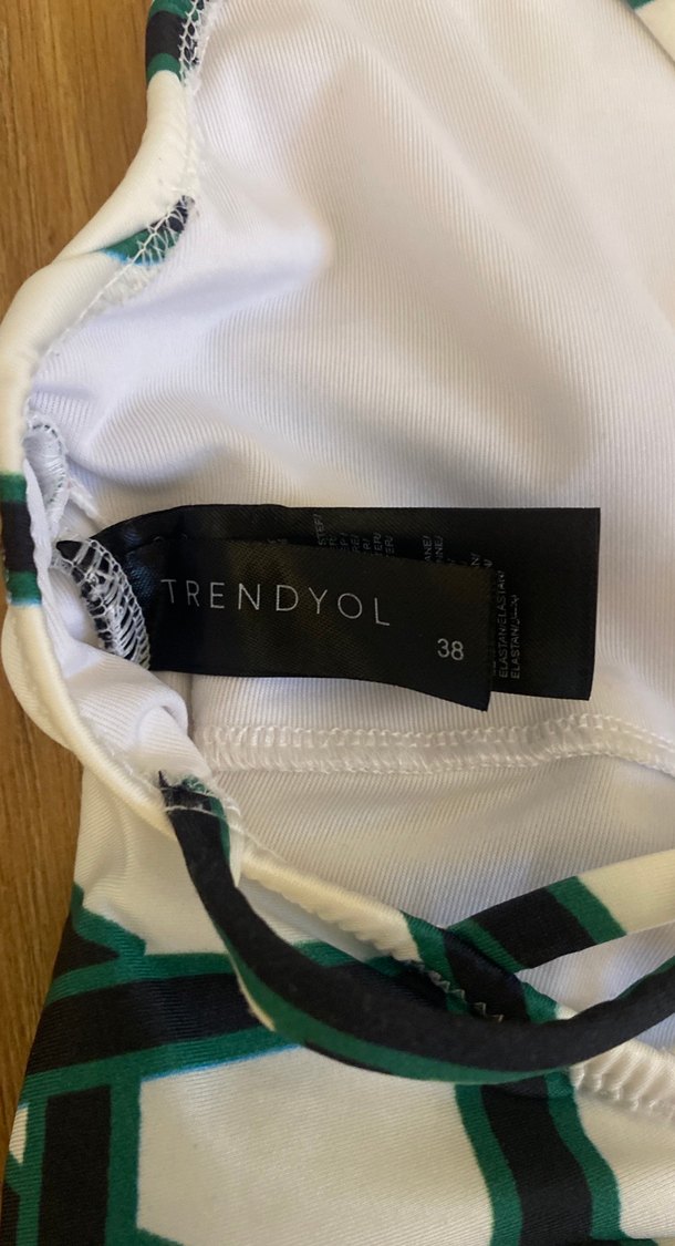 Beyaz Siyah Desenli Bağcıklı Kadın Mayo - Görsel 3