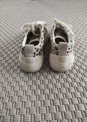 30 Beden Zara Leopar Desen Çocuk Sneaker Ayakkabı