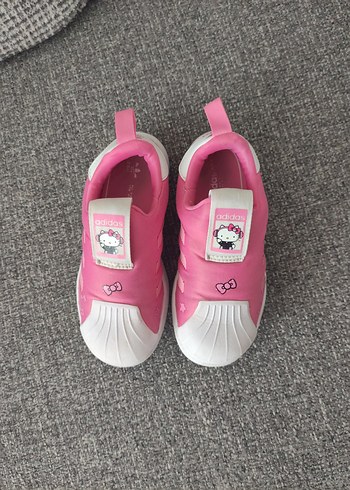 28 Beden pembe Renk Adidas Süperstar Hello Kitty Kuromi Özel Seri Spor Ayakkabı