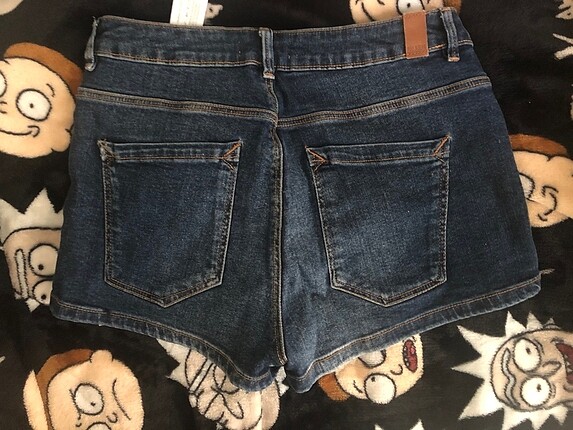 m Beden lacivert Renk Pull and bear şort