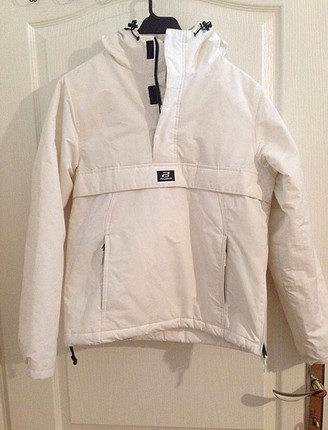 Pull&Bear Yağmurluk