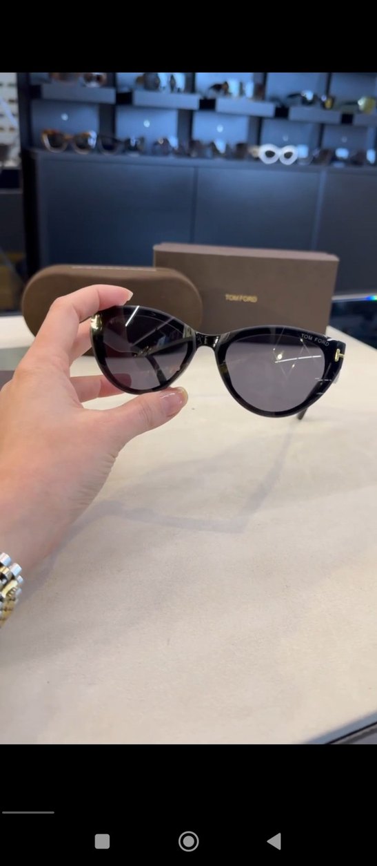 Kadın Şeffaf Gri Klasik Gözlük - Görsel 3