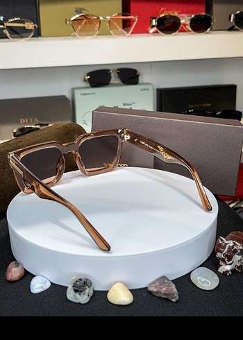 Bej Klasik Kadın Güneş Gözlüğü - Görsel 3