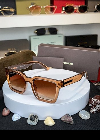 Bej Klasik Kadın Güneş Gözlüğü - Görsel 2