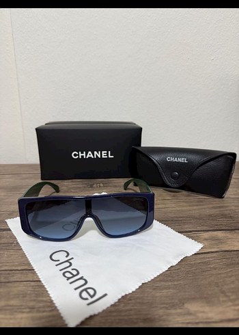 Parlak Beyaz Sokak Tarzı Kadın Güneş Gözlüğü - Görsel 3