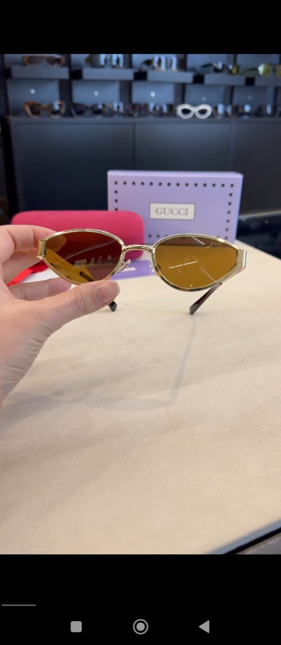 Parlak Altın Renk Kadın Güneş Gözlüğü - Görsel 2