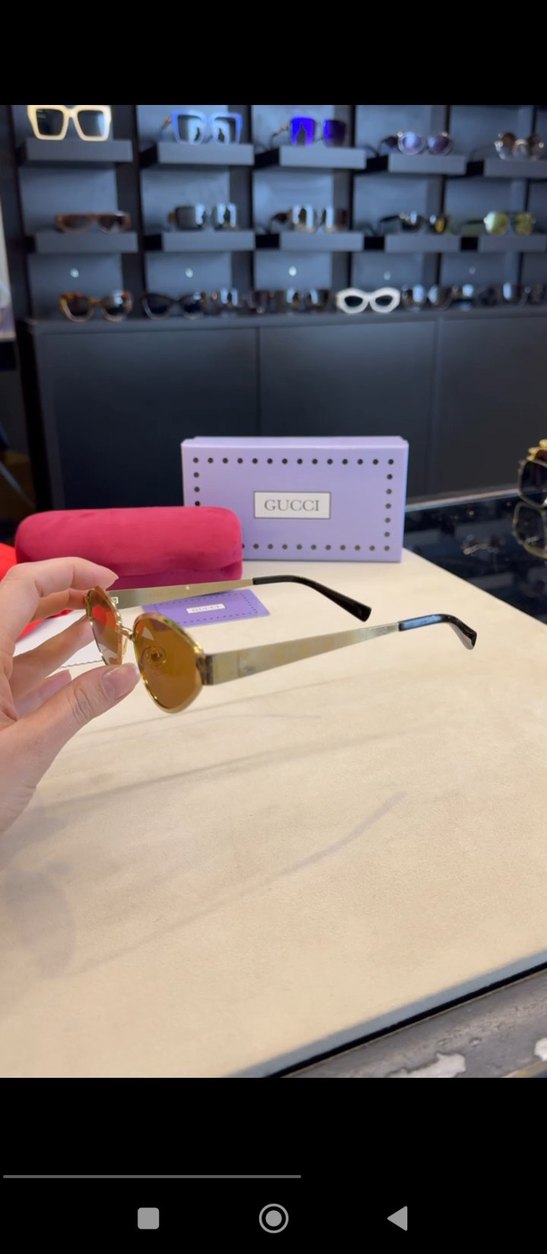 Parlak Altın Renk Kadın Güneş Gözlüğü - Görsel 3