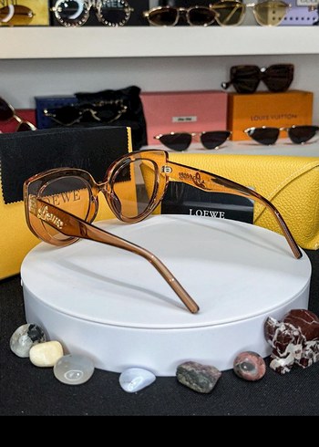 Şeffaf Bej Klasik Kadın Güneş Gözlüğü - Görsel 3