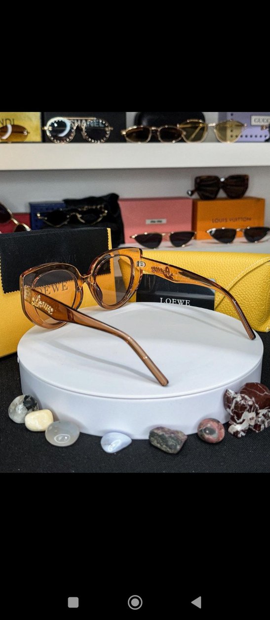 Şeffaf Bej Klasik Kadın Güneş Gözlüğü - Görsel 3