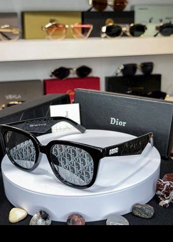 Parlak Bej Kadın Güneş Gözlüğü - Görsel 2