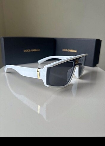  Beden Dolce Gabbana güneş gözlüğü 