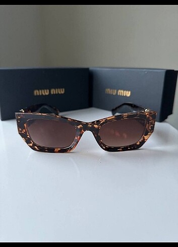 Miu Miu Miu Miu güneş gözlüğü
