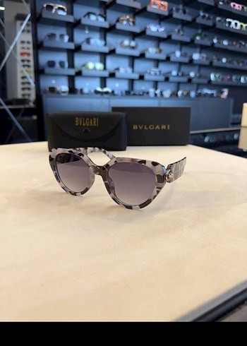 Bvlgari Boncuk Detaylı Sokak Stili Gözlük