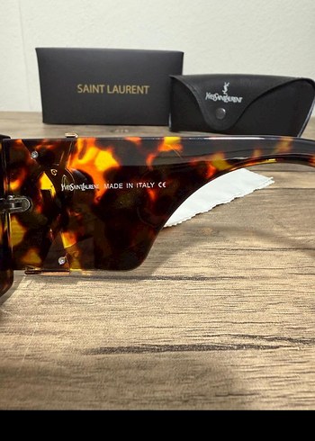  Beden Saint Laurent Kemerli Kahverengi Kadın Güneş Gözlüğü