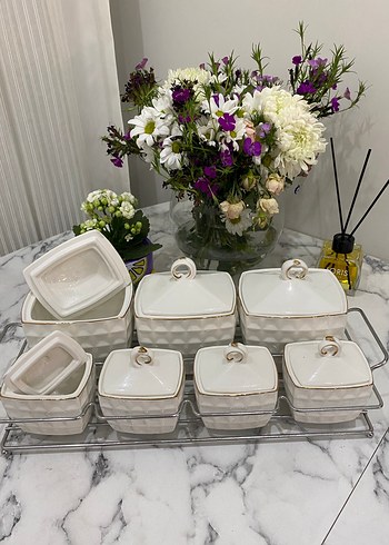 Zarif Tasarımlı Altın Yaldızlı Porselen Baharatlık Seti - Görsel 2