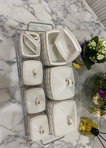 Zarif Tasarımlı Altın Yaldızlı Porselen Baharatlık Seti - Görsel 6