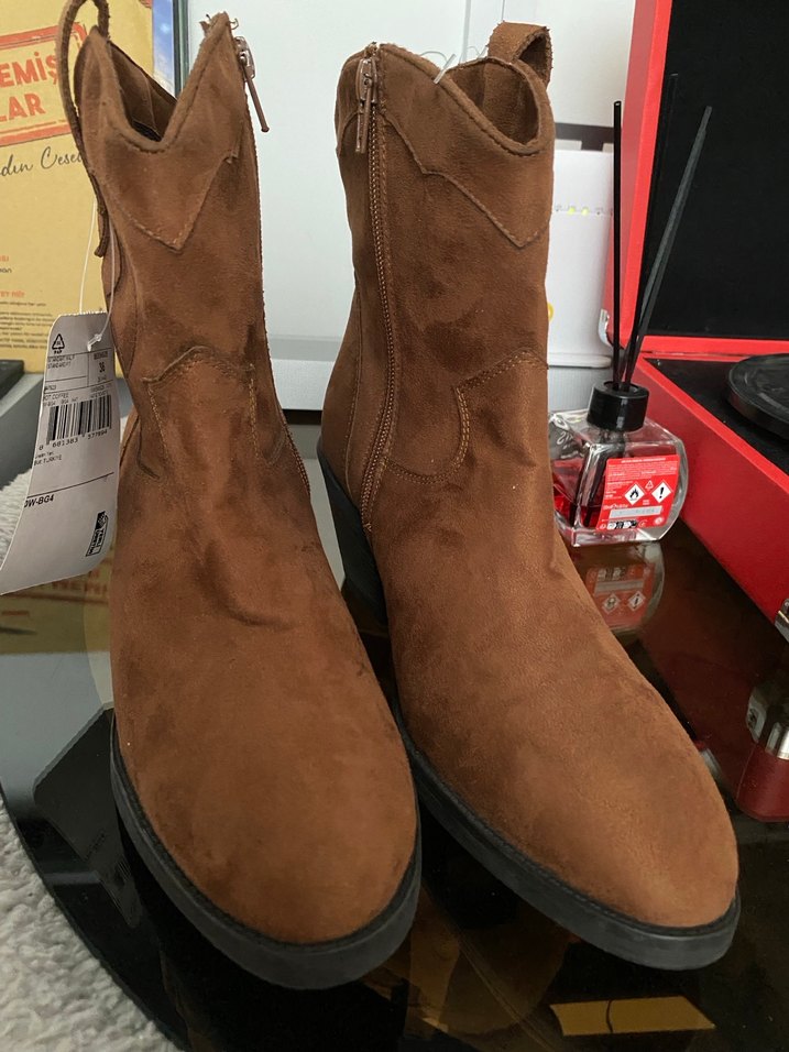 Etiketli Sıfır Bot  40 Numara (Dar Kalıp / 39a da Uygun) - Görsel 2