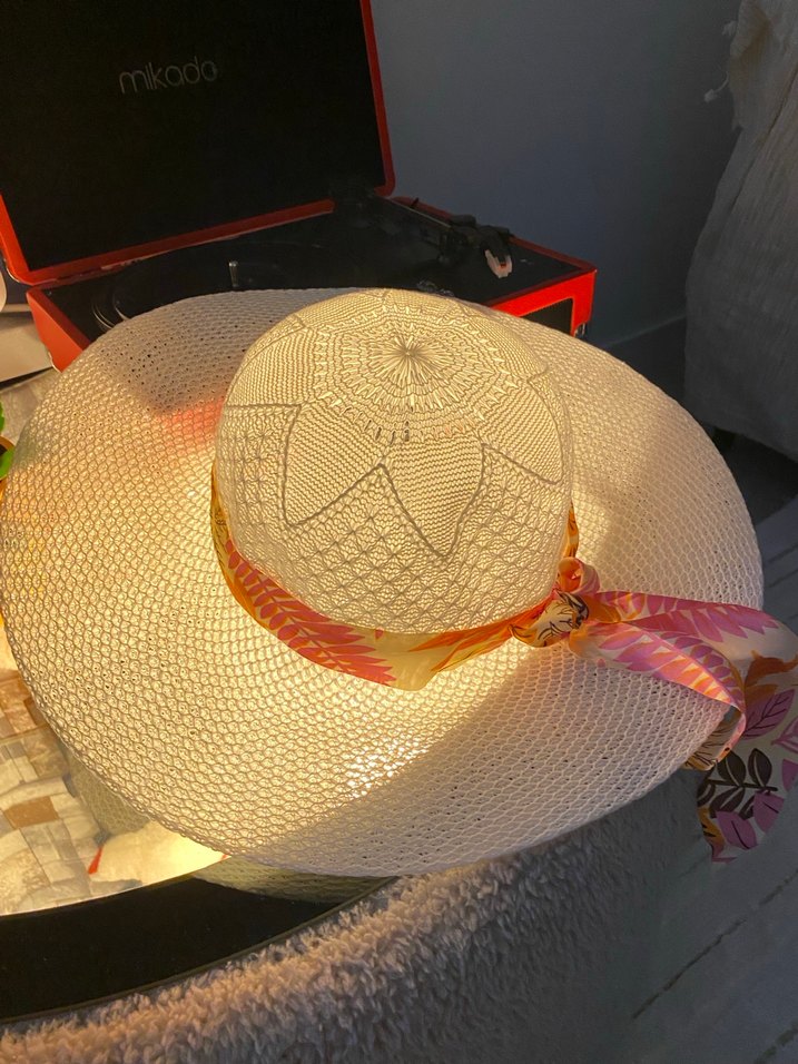 Beyaz Pileli Bohem Kadın Şapka - Görsel 4