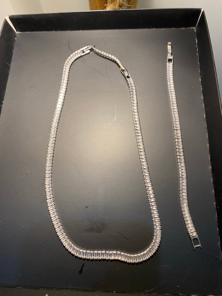  Parlak Taşlı Kolye & Bileklik Takım  Şık ve Zarif  - Görsel 3