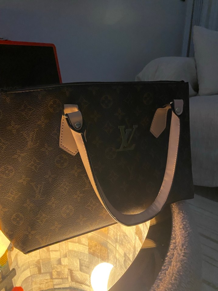 Günlük & Şık Kombinlere Uygun Büyük Çanta - Görsel 4