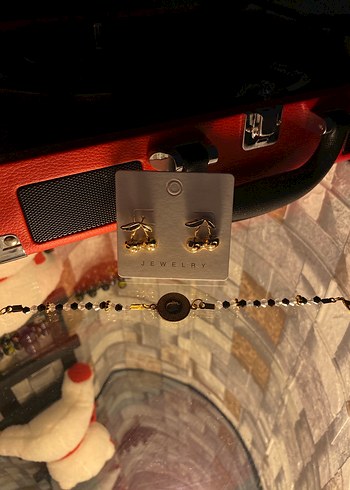 Zincir Detaylı Altın Renk Kadın Takı Seti - Görsel 3